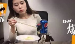 吃瓜14岁网红,揭秘网络红人的成长之路